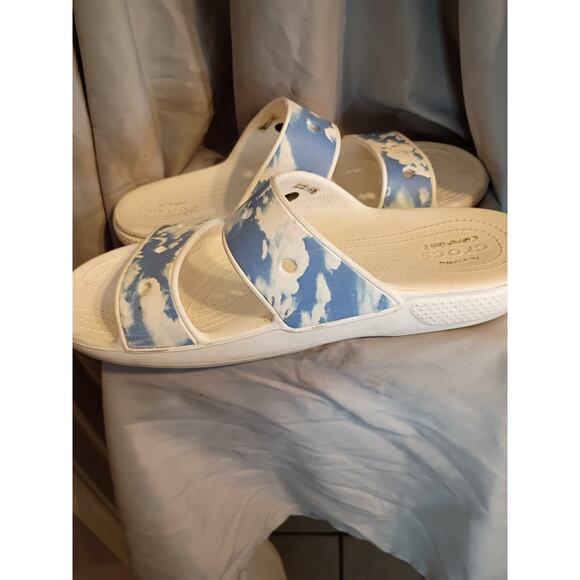 Classic Out Of This World Crocs Sandals Blue White Sz 11 M Beach Comfort Pool Su - Picture 4 of 9